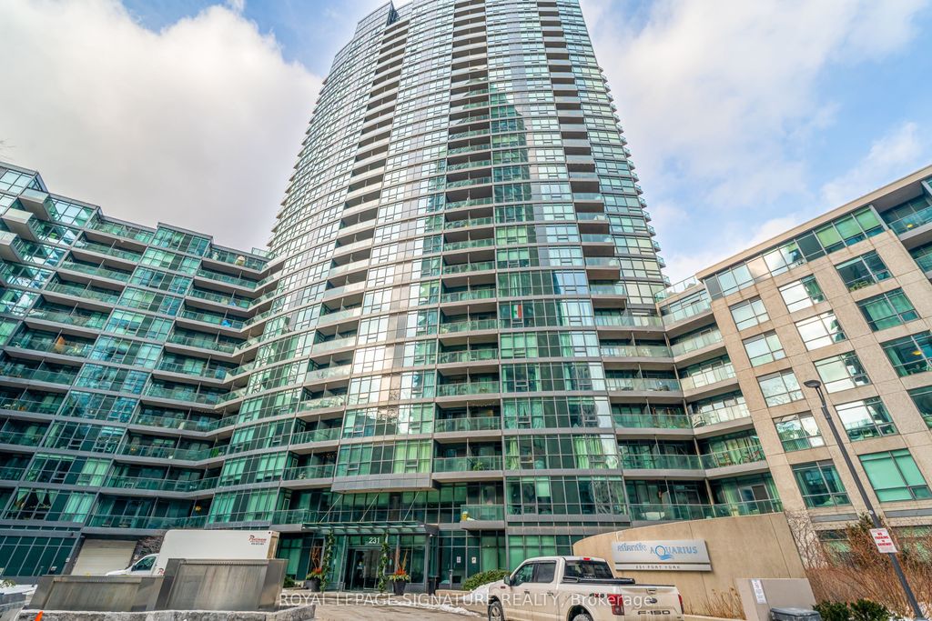 Photo of 231 Fort York Boulevard #304, Toronto, ON M5V 1B2 (MLS # C12719058)