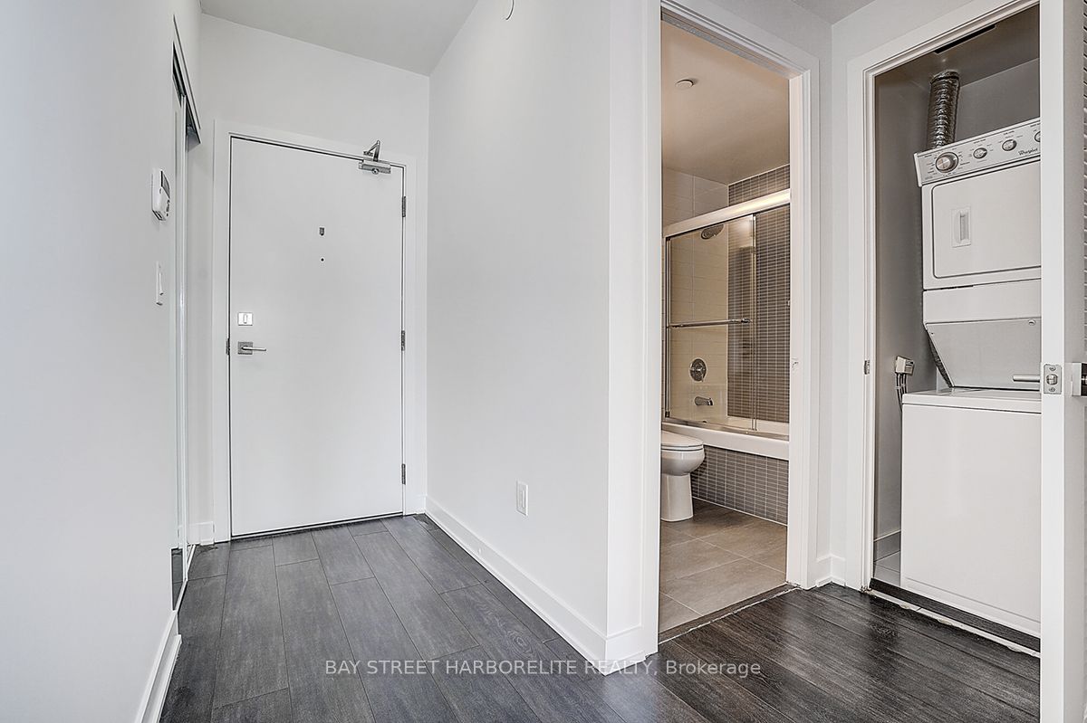 4633 Glen Erin Drive 1502