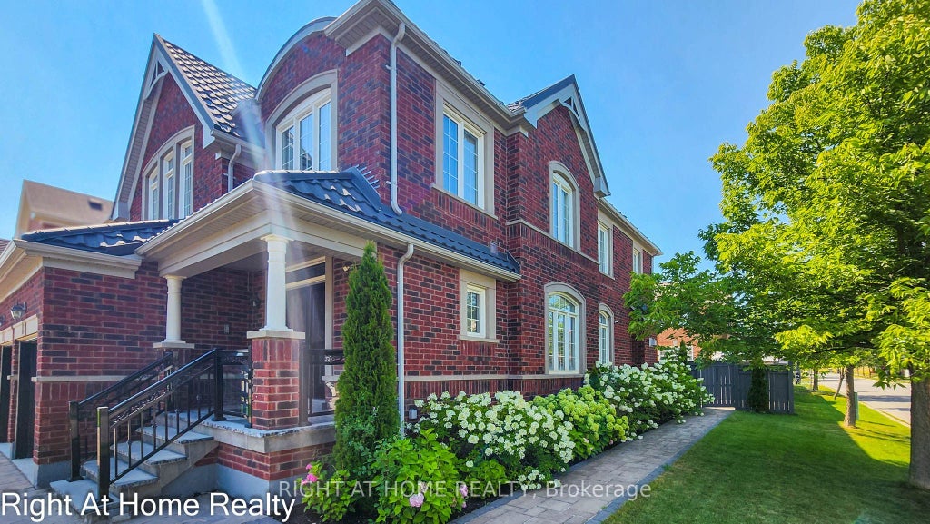 Photo of 22 Bluffmeadow Street, Brampton, ON L6P 3K6 (MLS # W13767128)