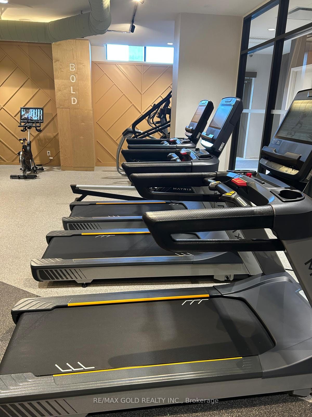 2495 Eglinton Avenue W 614