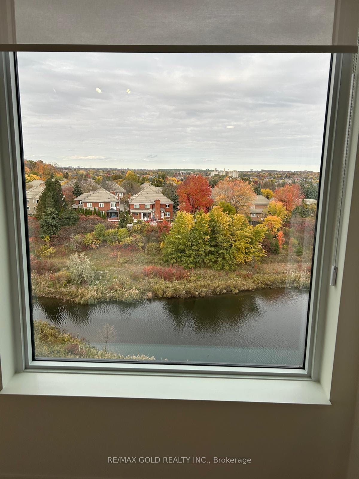 2495 Eglinton Avenue W 614