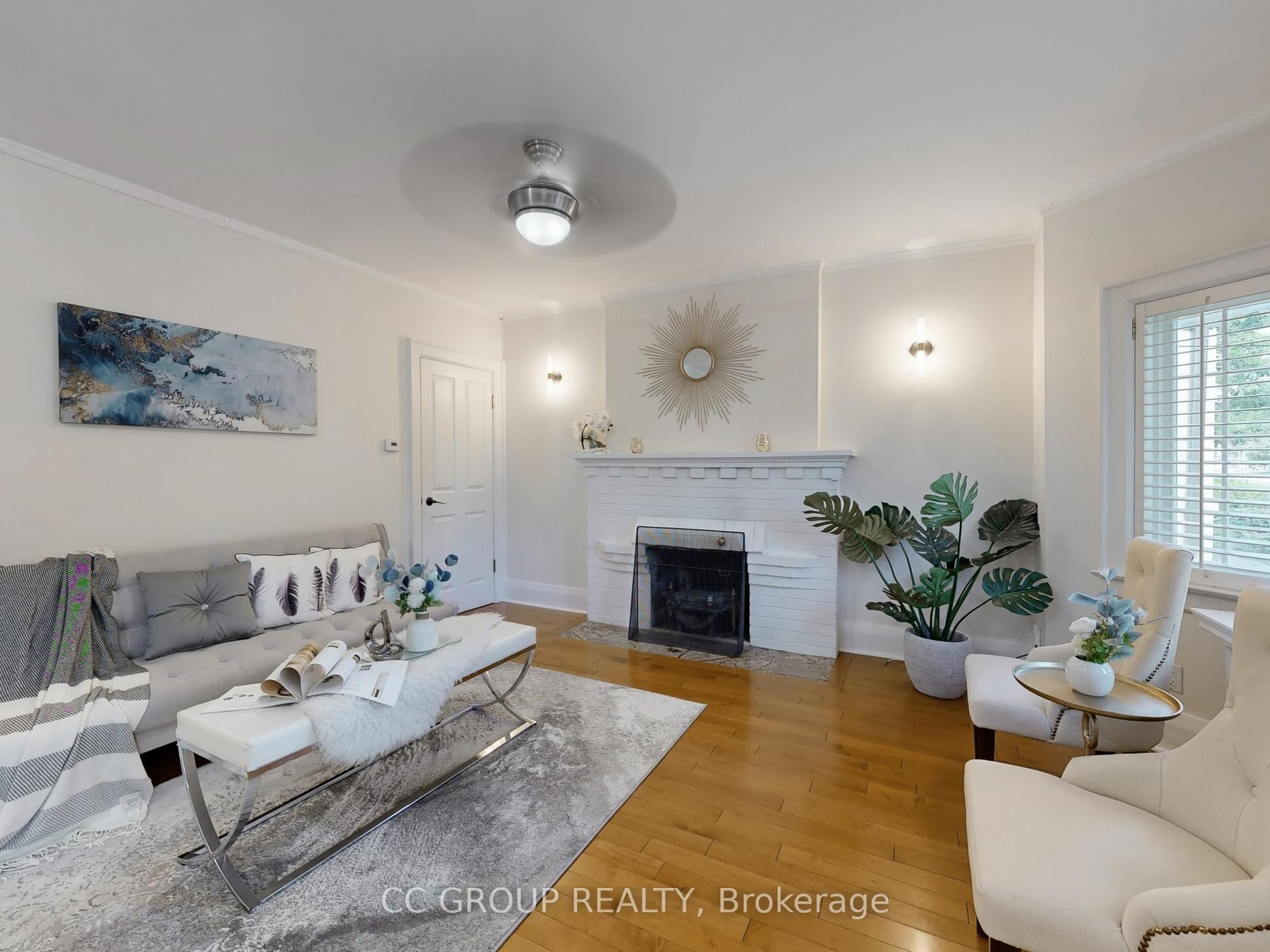 162 St Clair Avenue E