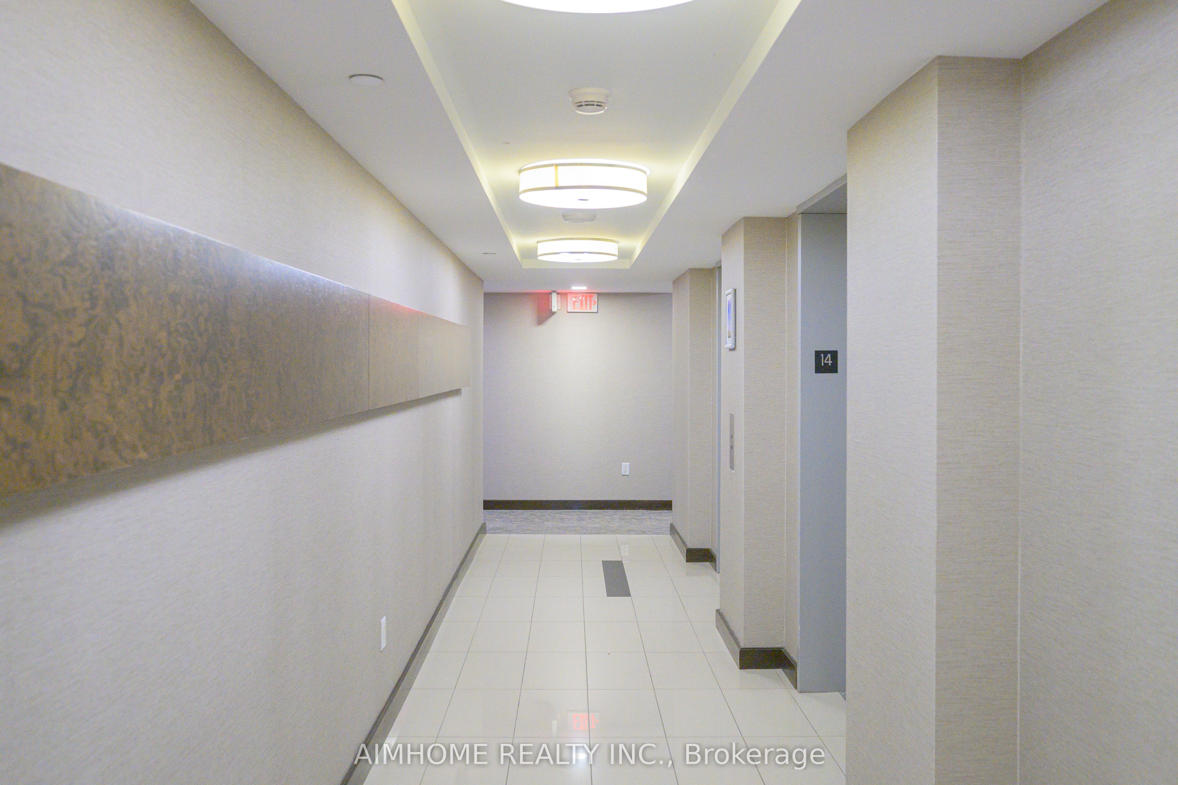 386 Yonge Street 1405