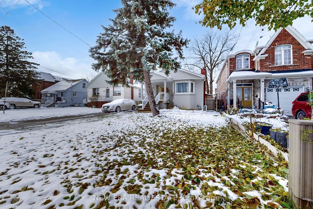 Photo of 80 Renfield Street, Toronto, ON M6M 4V7 (MLS # W13021626)