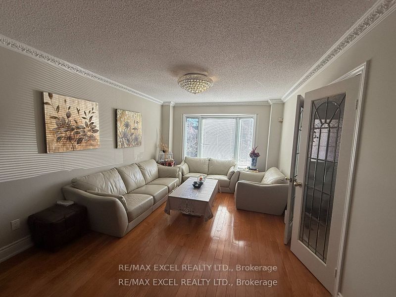 61 Nadine Crescent