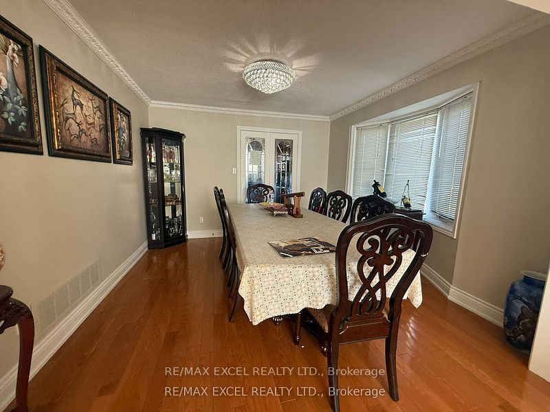 61 Nadine Crescent