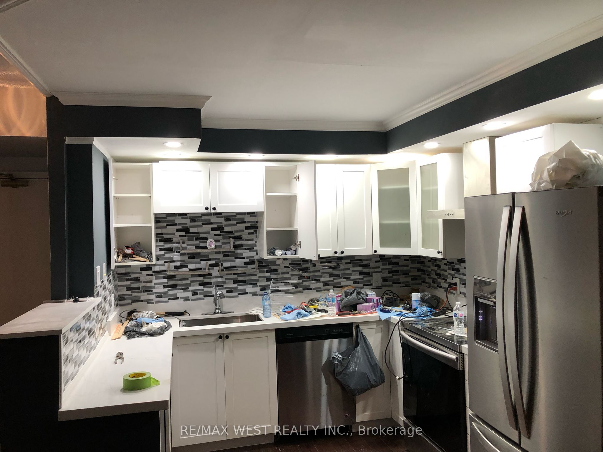 6 Humberline Drive 524