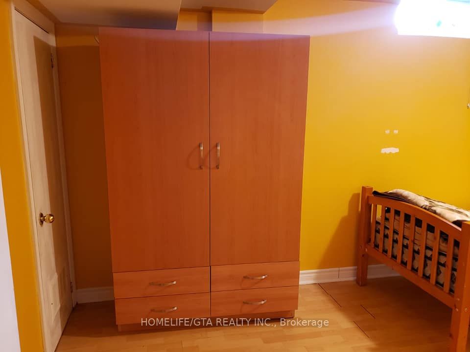 99 Galbraith Crescent Basement
