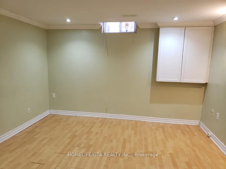 99 Galbraith Crescent Basement