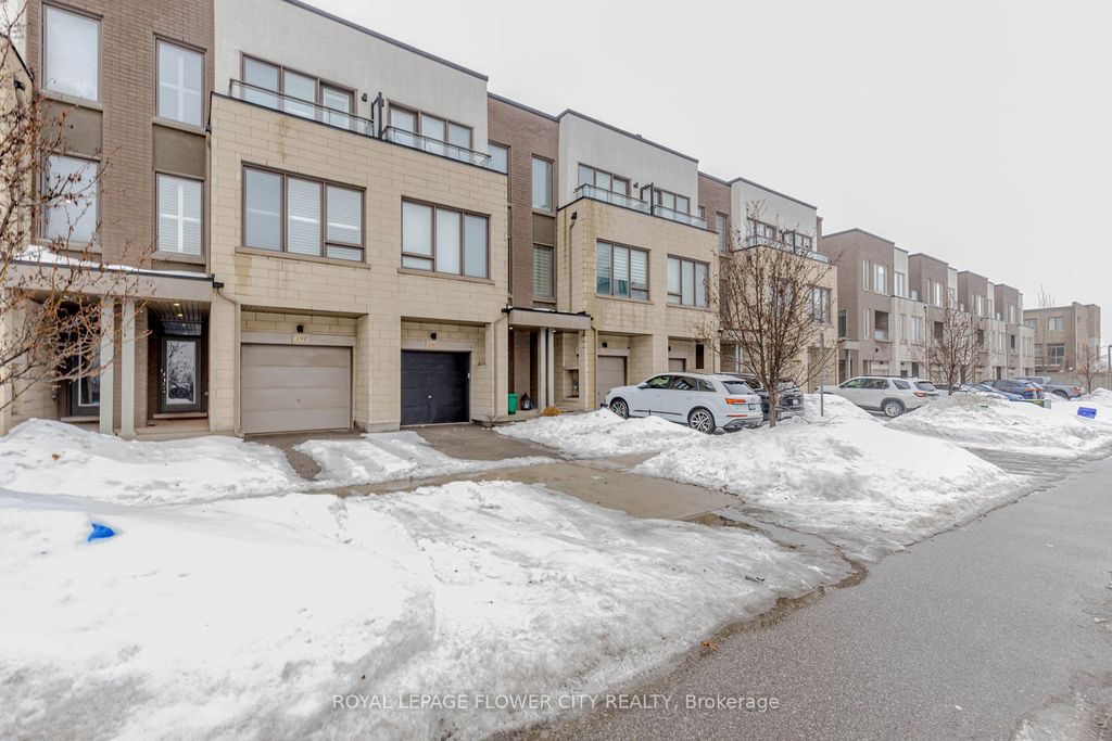 Photo of 191 Sabina Drive, Oakville, ON L6H 7C3 (MLS # W12809360)