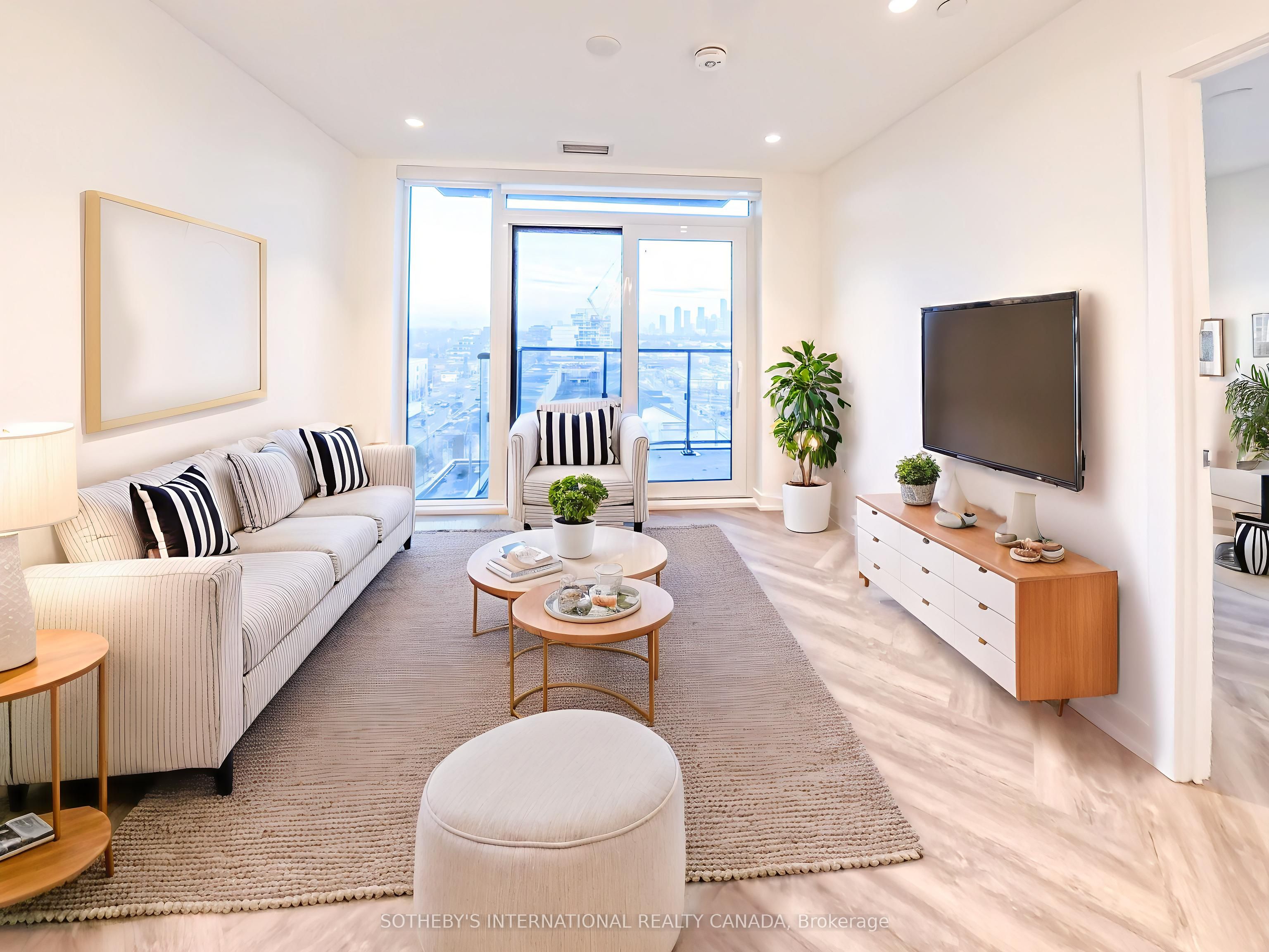 1007 The Queensway N/A 710