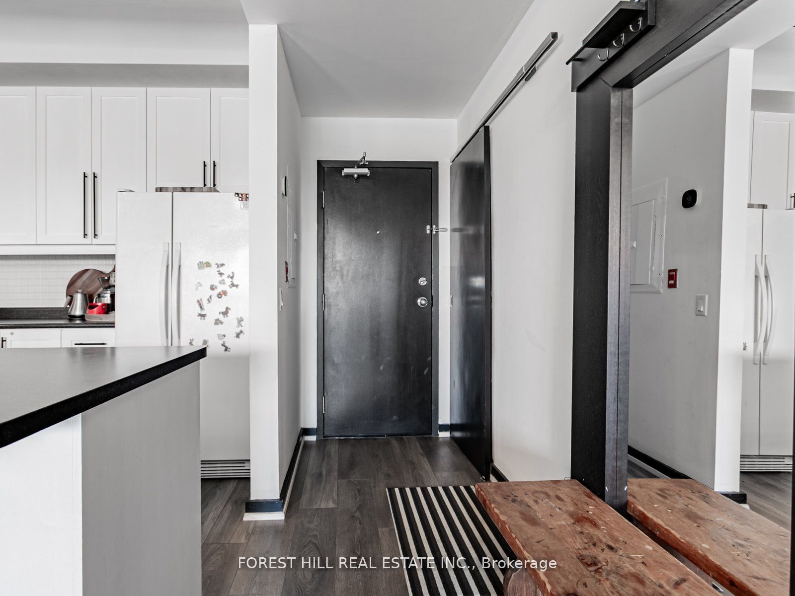 194 Merton Street 407