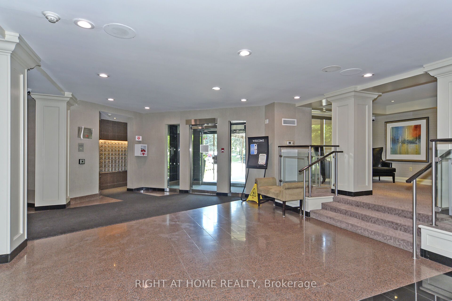 7440 Bathurst Street 314