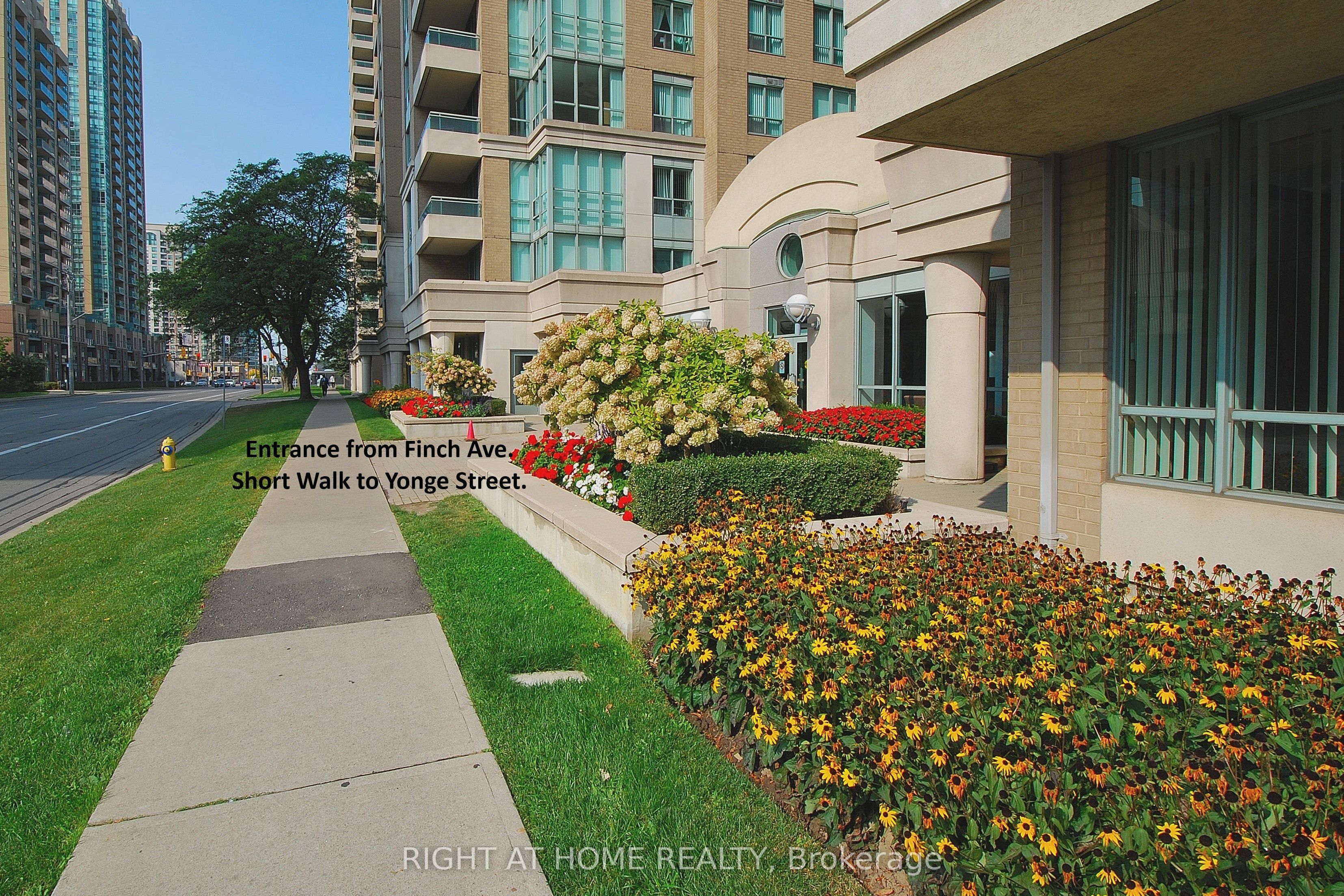 39 Pemberton Avenue 1009
