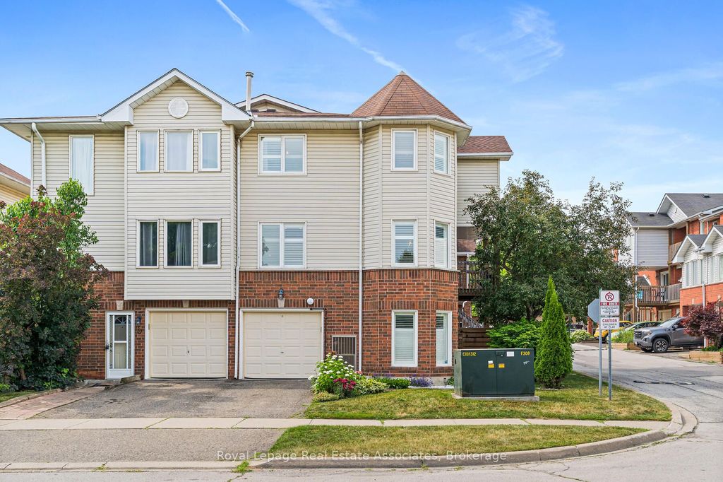 Photo of 54 Wylie Circle, Halton Hills, ON L7G 5L9 (MLS # W12457013)