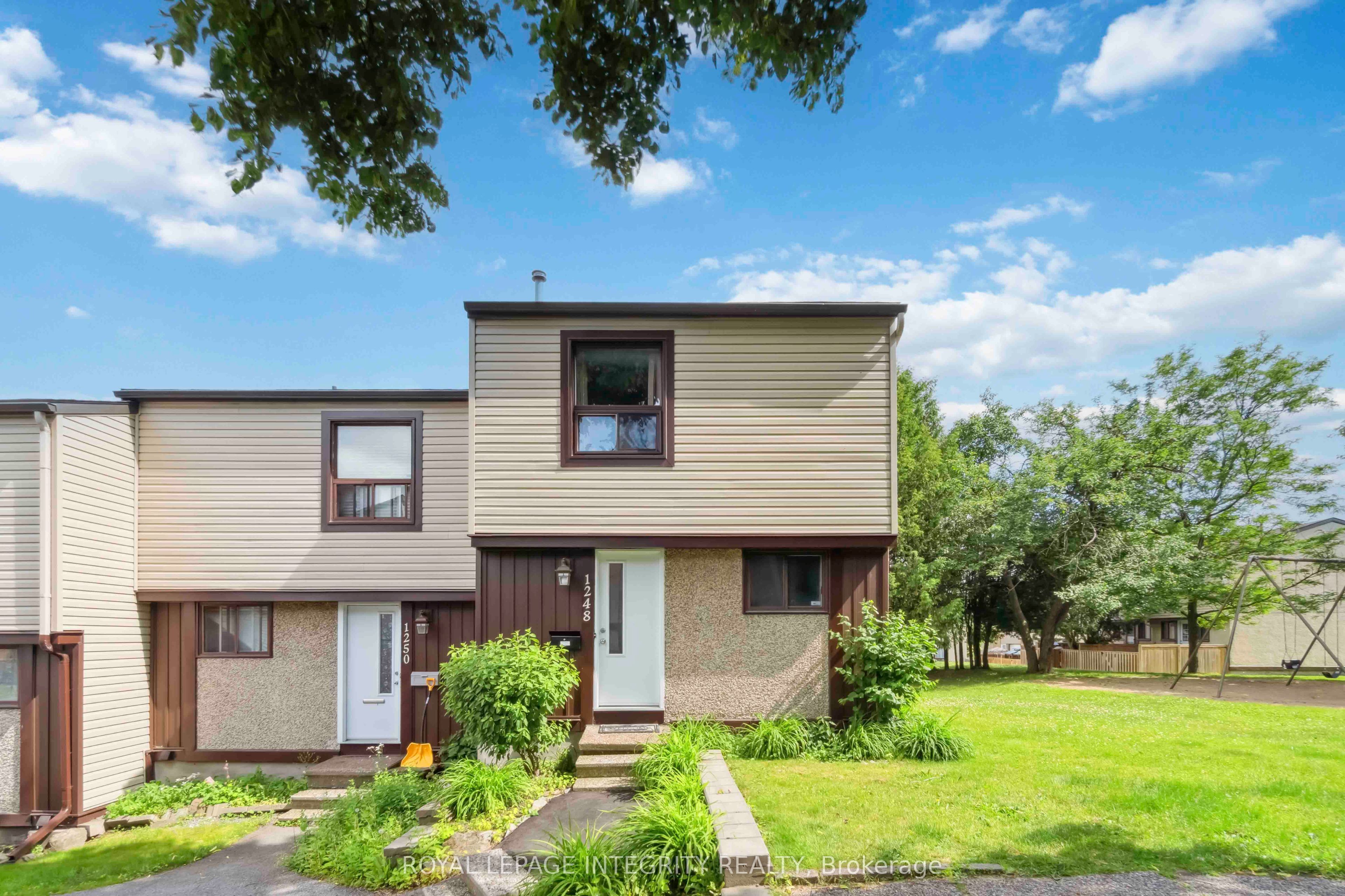 Photo 1 of 30 — 1248 Bethamy Lane Unit 203, Beacon Hill North - South and Area, ON K1J 8P4