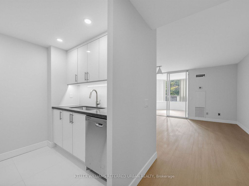 Photo of 7 Bishop Avenue #217, Toronto, ON M2M 4J4 (MLS # C12996334)