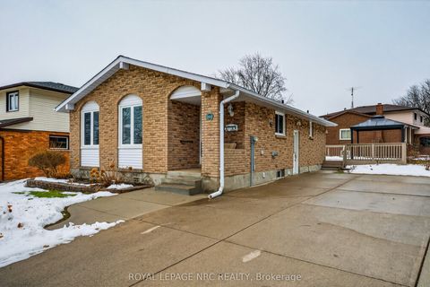 Property photo of 3292 appleford avenue, niagara falls, ON l2j 3n9