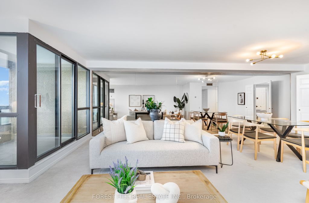 Photo of 3 Concorde Place #2004, Toronto, ON M3C 3K7 (MLS # C12504876)