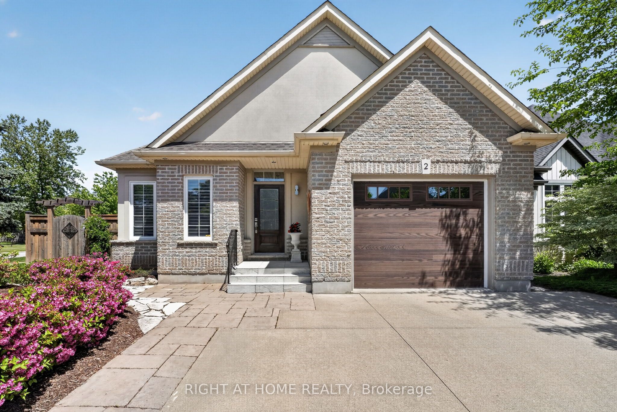 2 Seyval Place