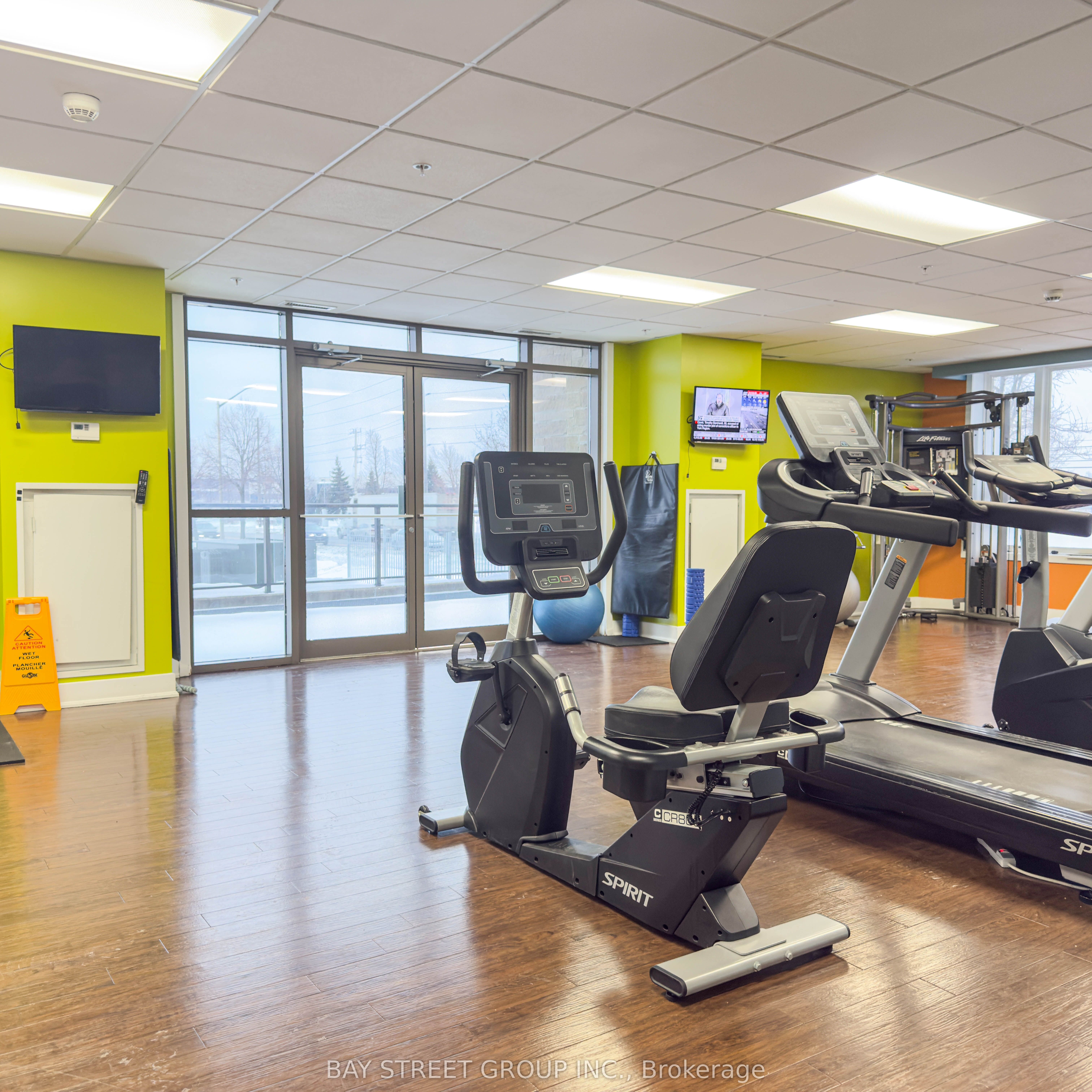 5010 Corporate Drive 330