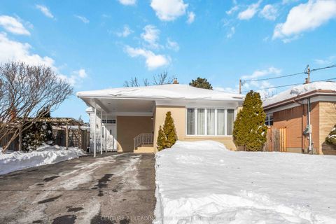 Photo of 12 Arnprior Road, Toronto, ON M1K 5A6 (MLS # E12790190)