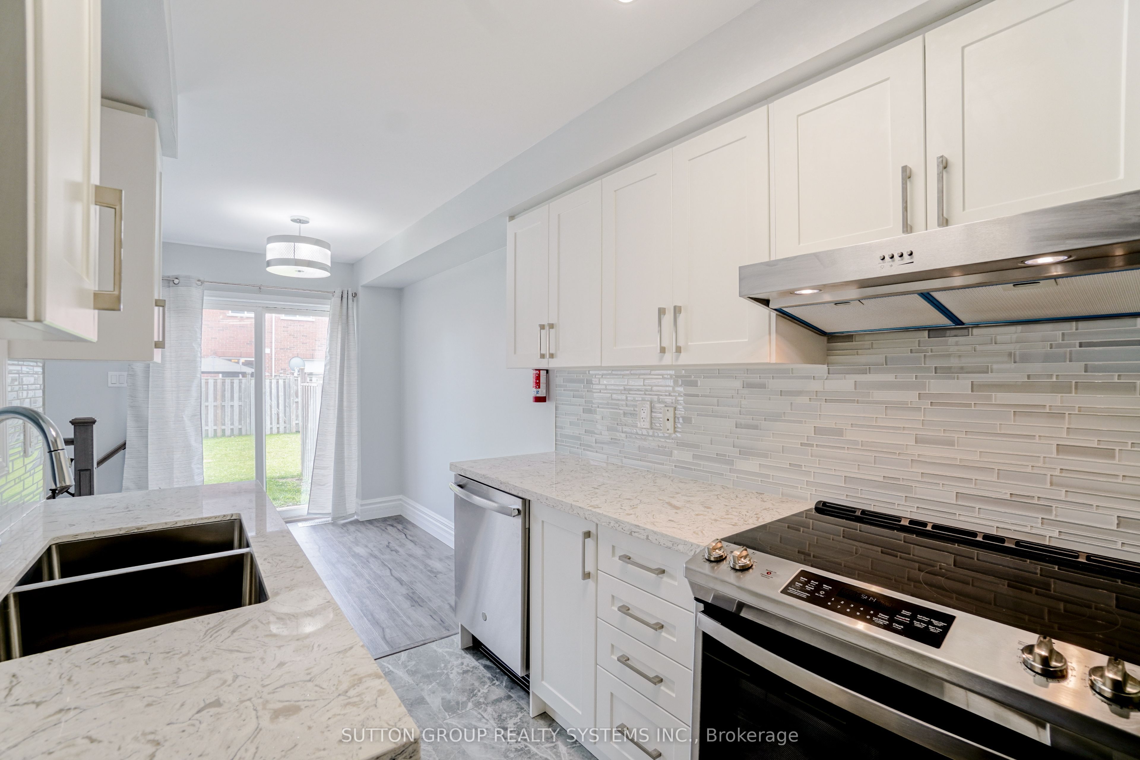 6399 Spinnaker Circle 14