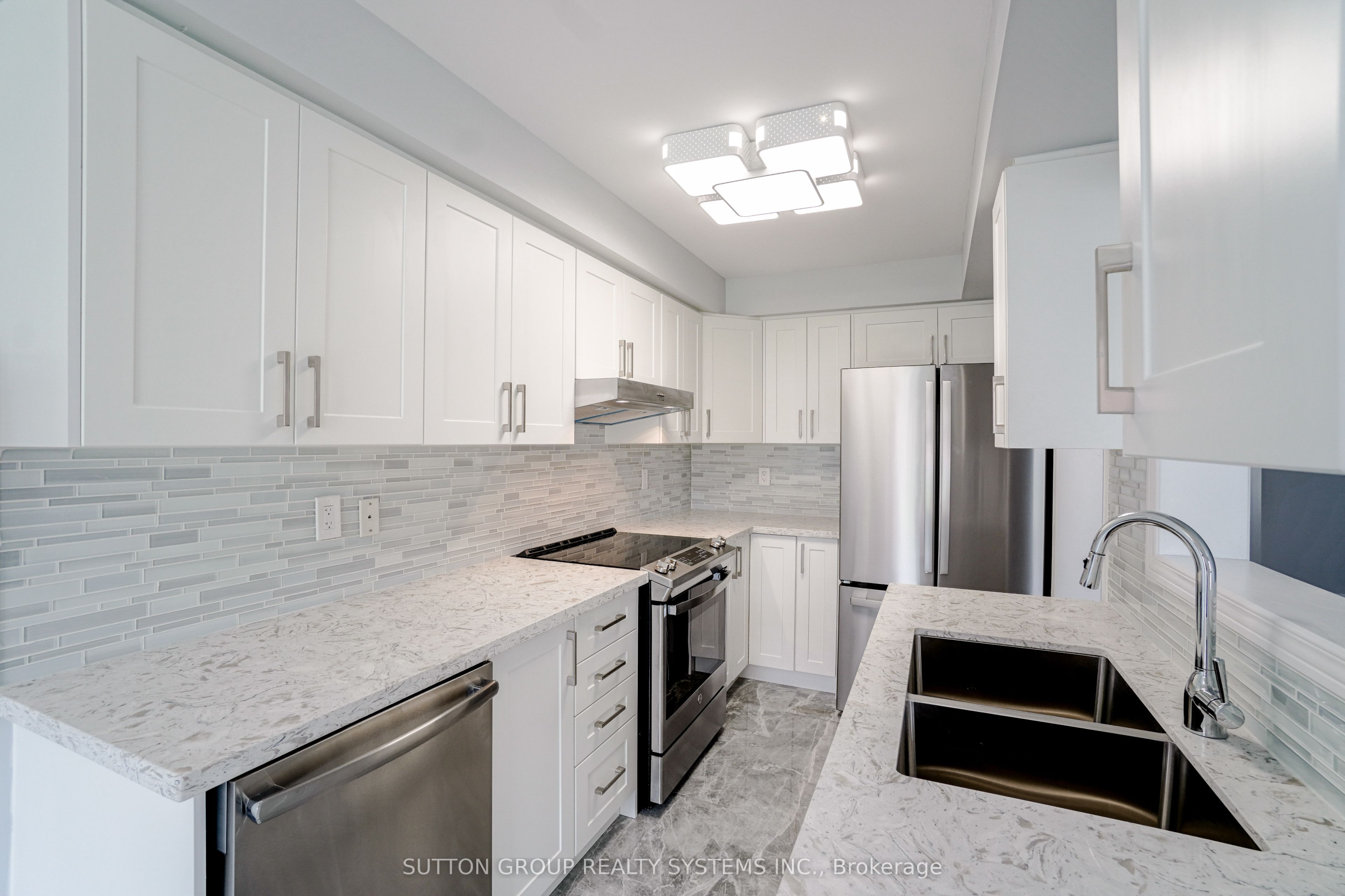 6399 Spinnaker Circle 14