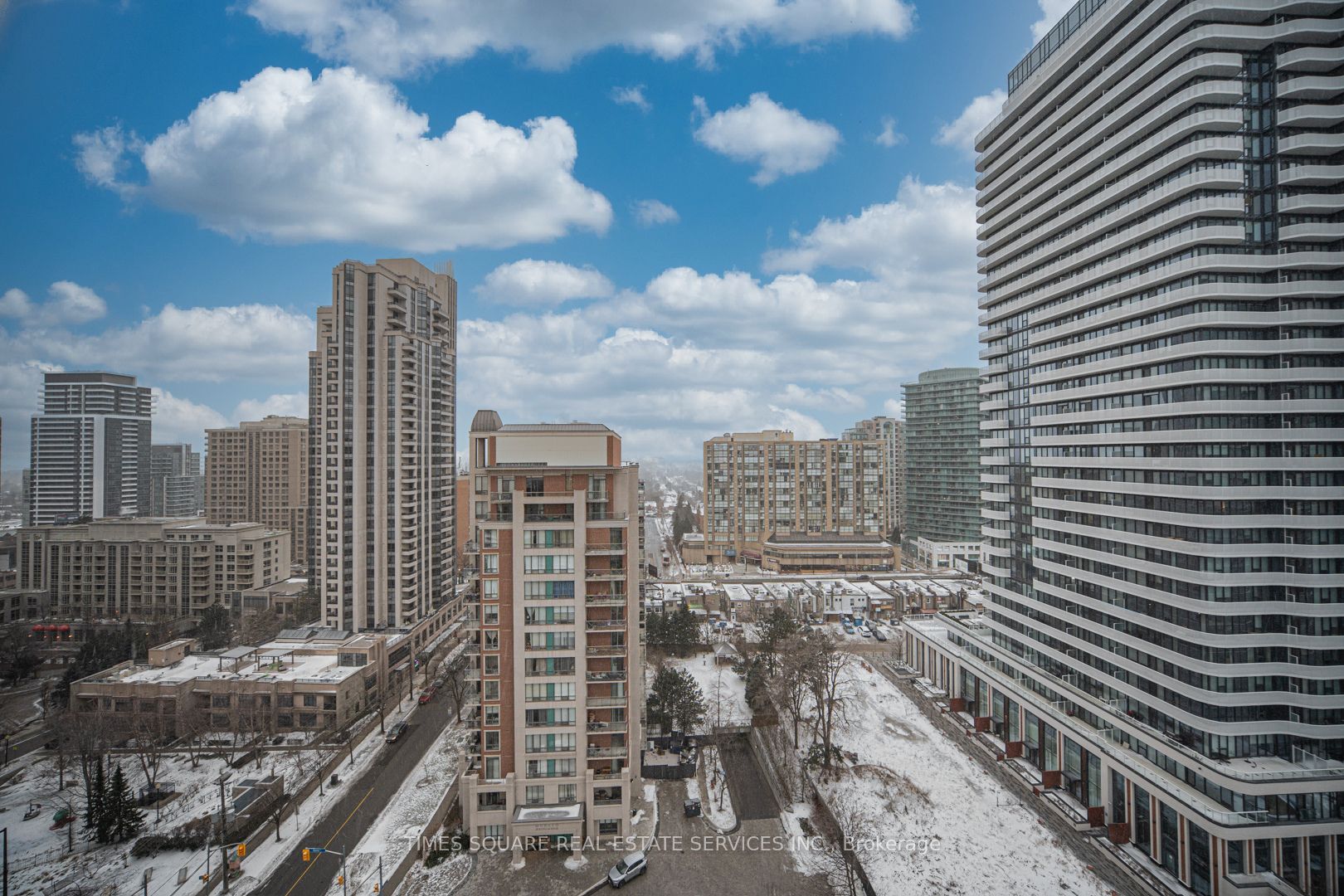 60 Byng Avenue 1501