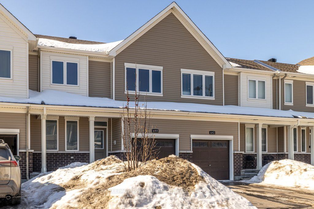 Photo of 644 Crevier Walk, Orleans - Convent Glen and Area, ON K1W 0M7 (MLS # X12861634)
