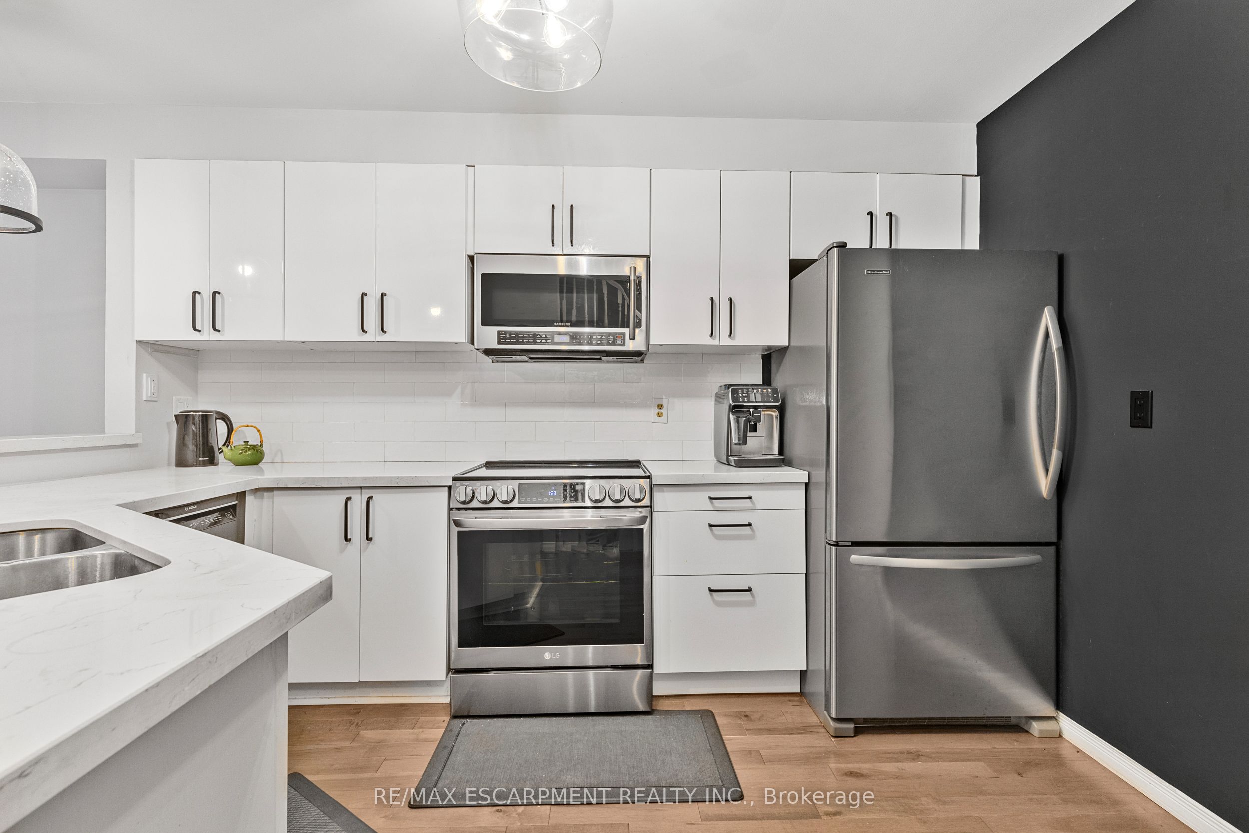 2015 Cleaver Avenue 5
