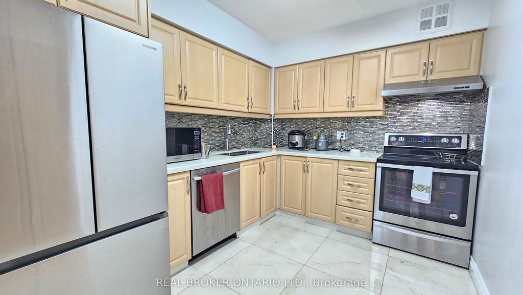 Photo of 39 Kimbercroft Court #414, Toronto, ON M1S 5B5 (MLS # E12639778)