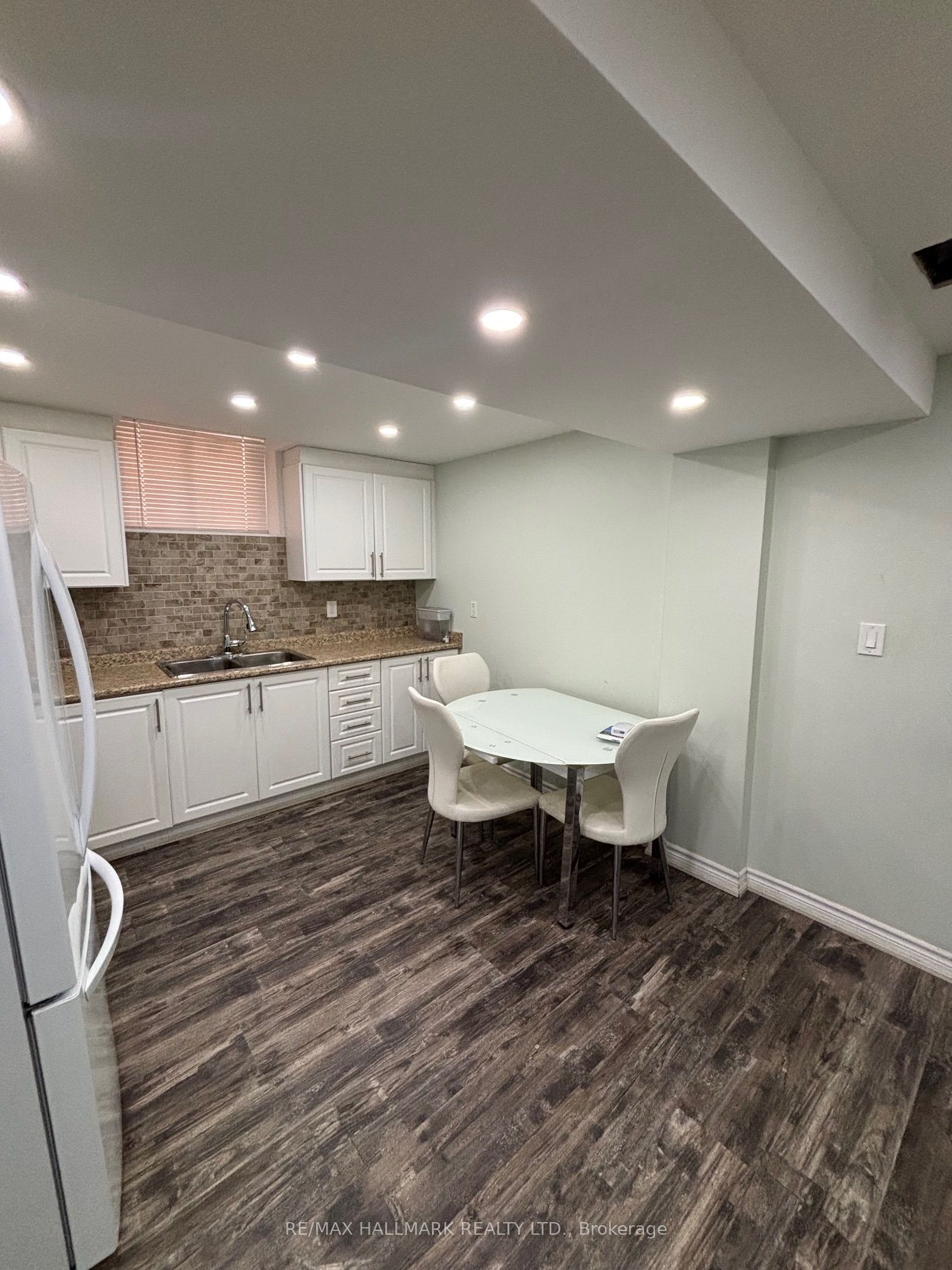 5451 Richmeadow Mews