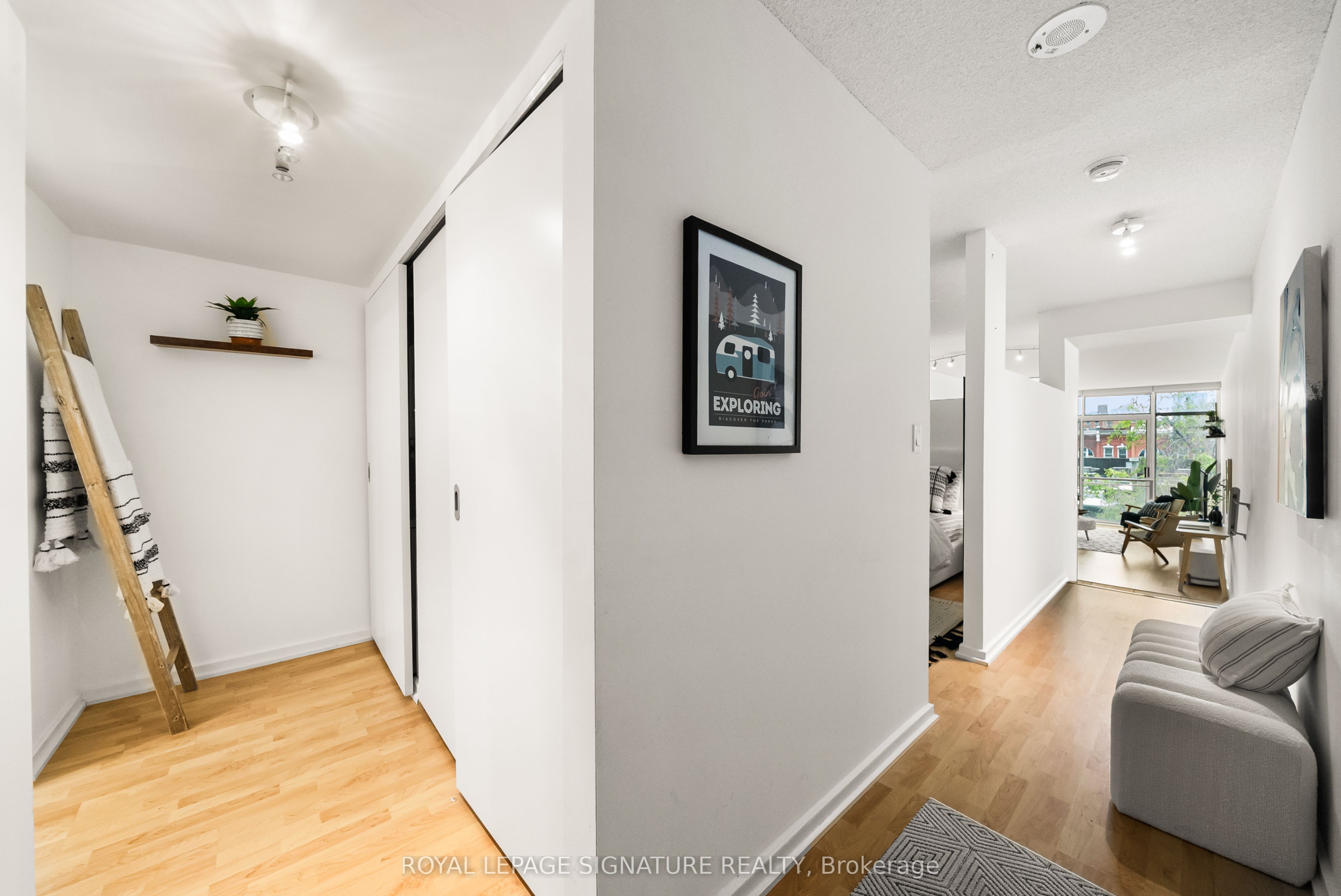 388 Richmond Street W 423