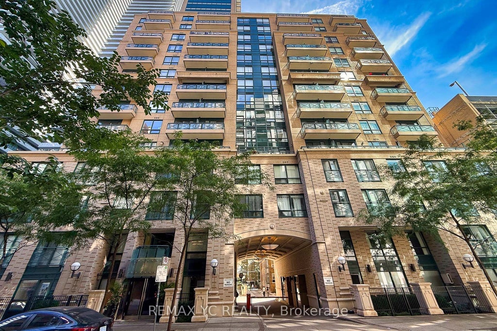 Photo of 35 Hayden Street #1204, Toronto, ON M4Y 3C3 (MLS # C14108460)