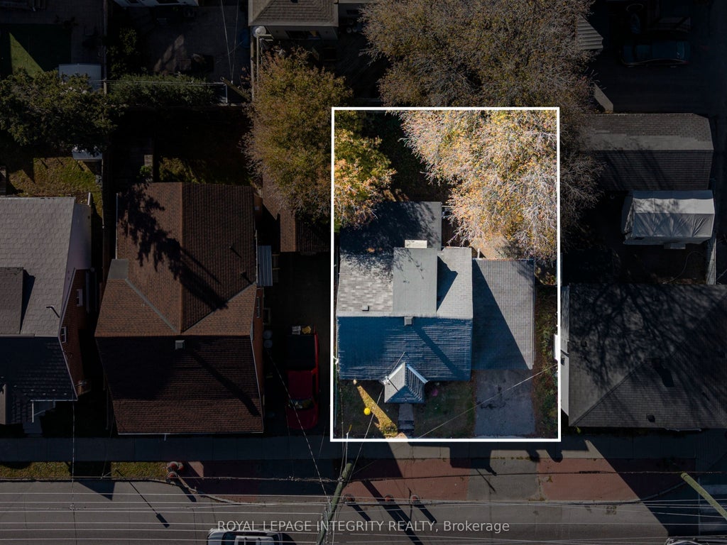 Photo of 560 Kirkwood Avenue, Westboro - Hampton Park, ON K1Z 5X4 (MLS # X14119006)
