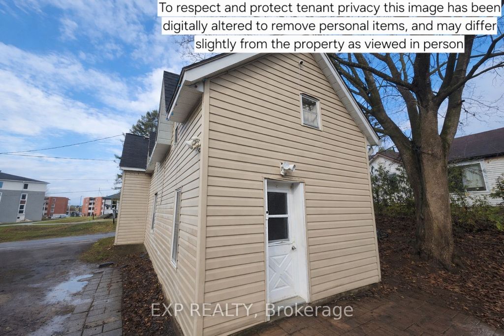 Photo of 219 Bartholomew Street, Brockville, ON K6V 2S4 (MLS # X12958262)