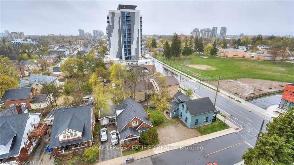 Photo of 160 KING Street N #901, Waterloo, ON N2J 2Y2 (MLS # X13107448)