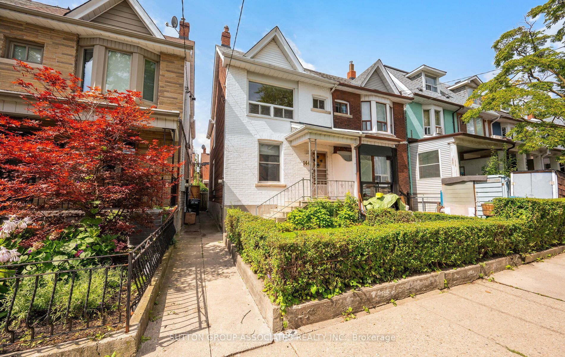 144 Bellwoods Avenue