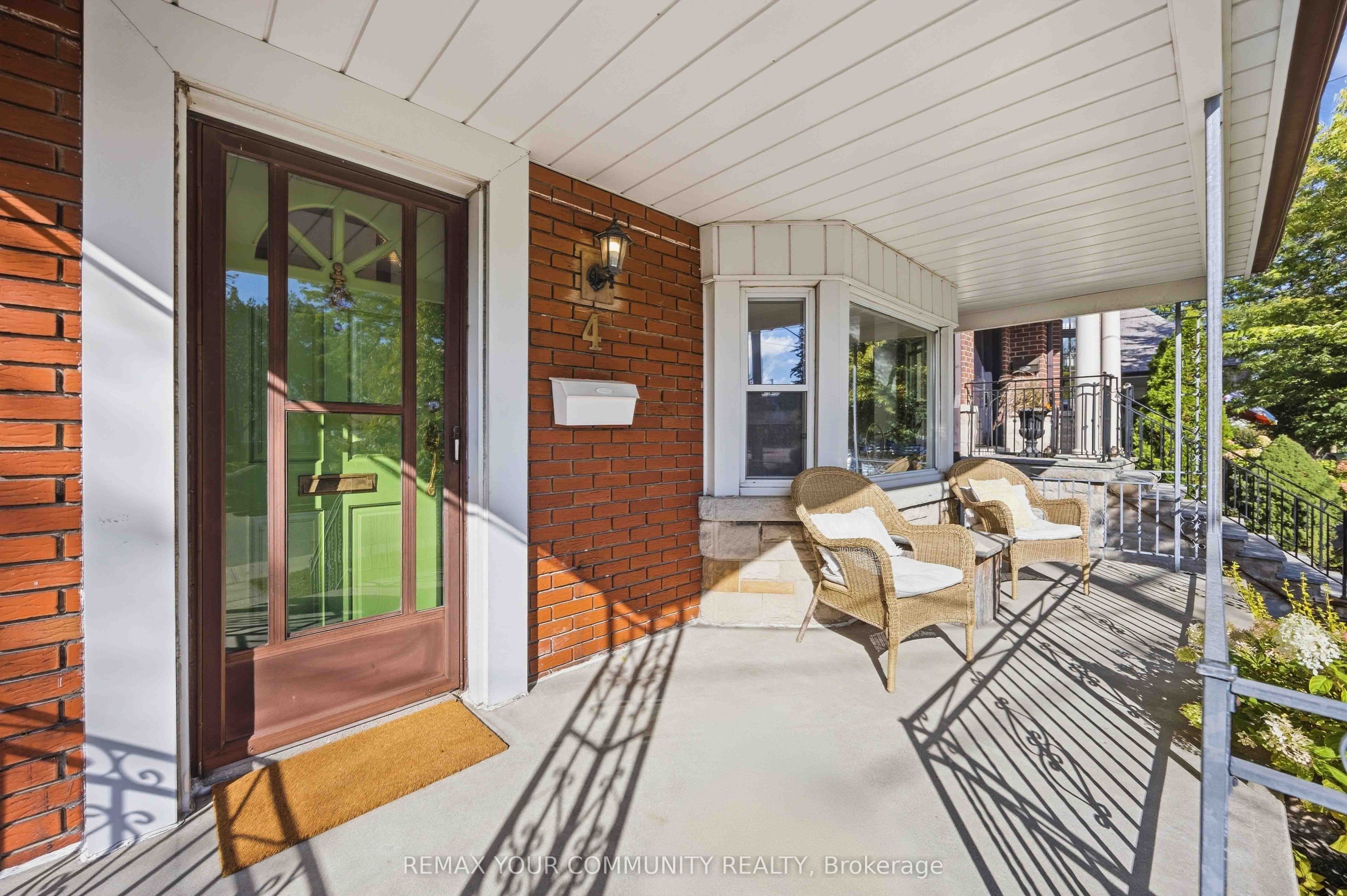 4 Crestland Avenue