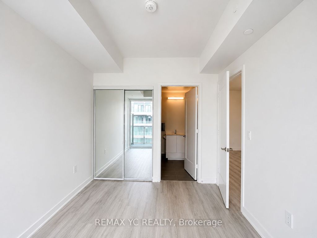 Photo of 135 Lower Sherbourne Street #LPH2921, Toronto, ON M5A 1Y4 (MLS # C13434710)