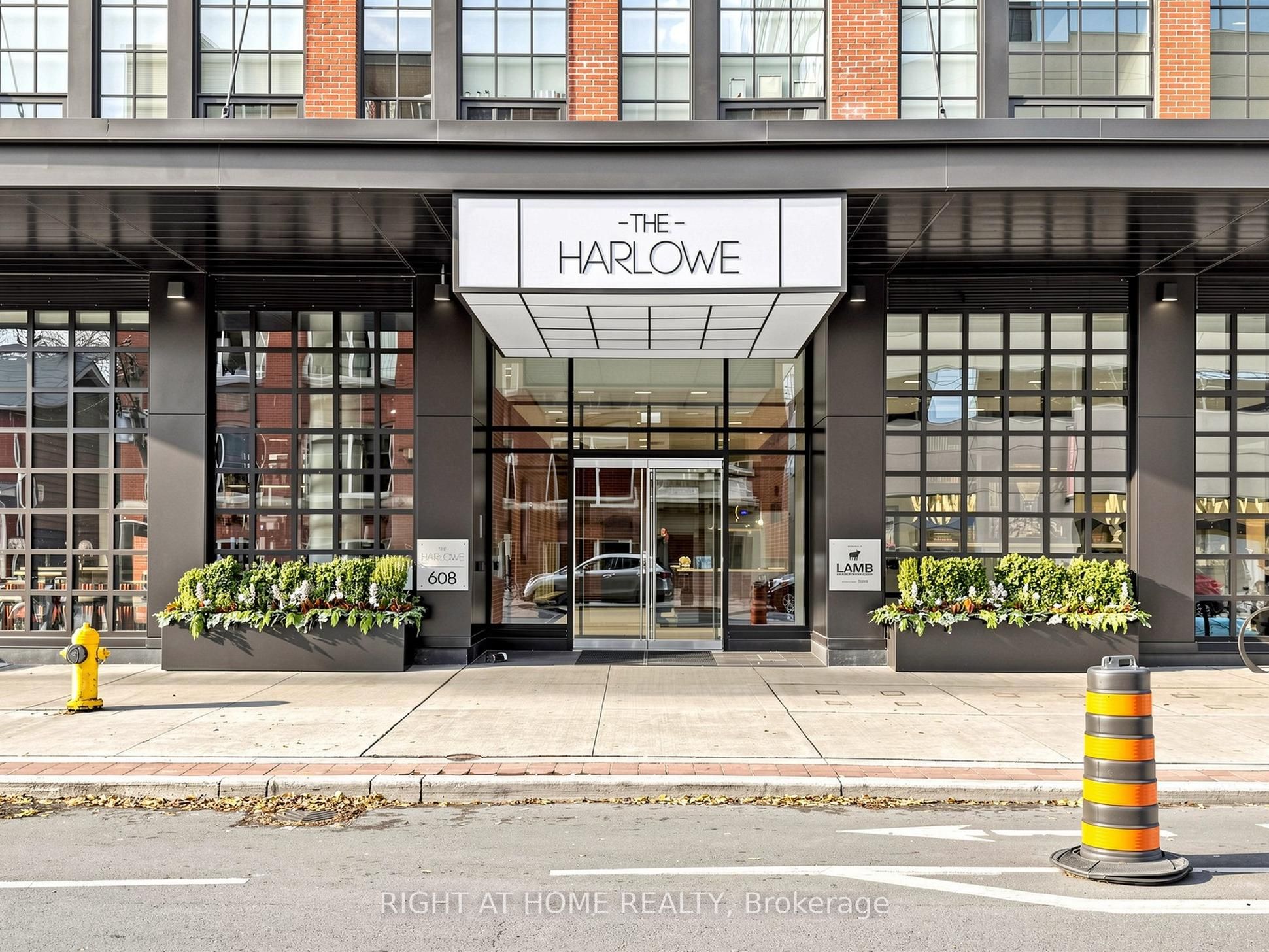 608 Richmond Street W 1106