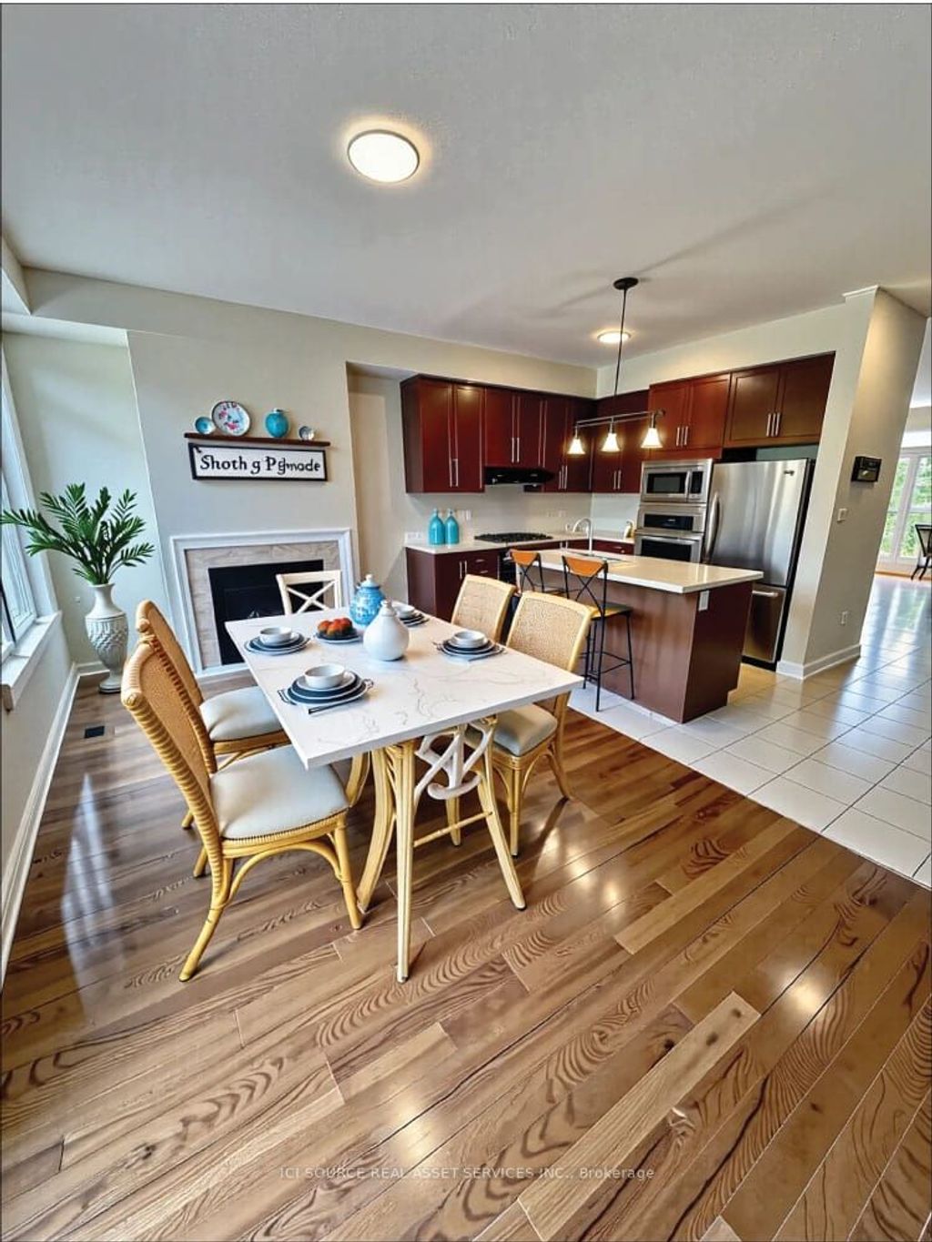 Photo of 3215 Thomas Street #4, Mississauga, ON L5M 0M2 (MLS # W12568948)