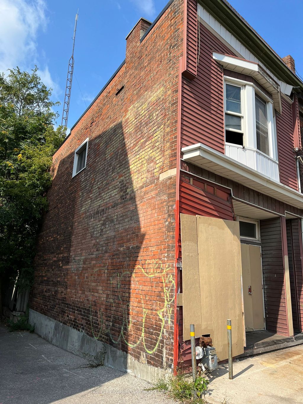 Photo of 2553 Dundas Street W, Toronto, ON M6P 1X6 (MLS # W12413759)