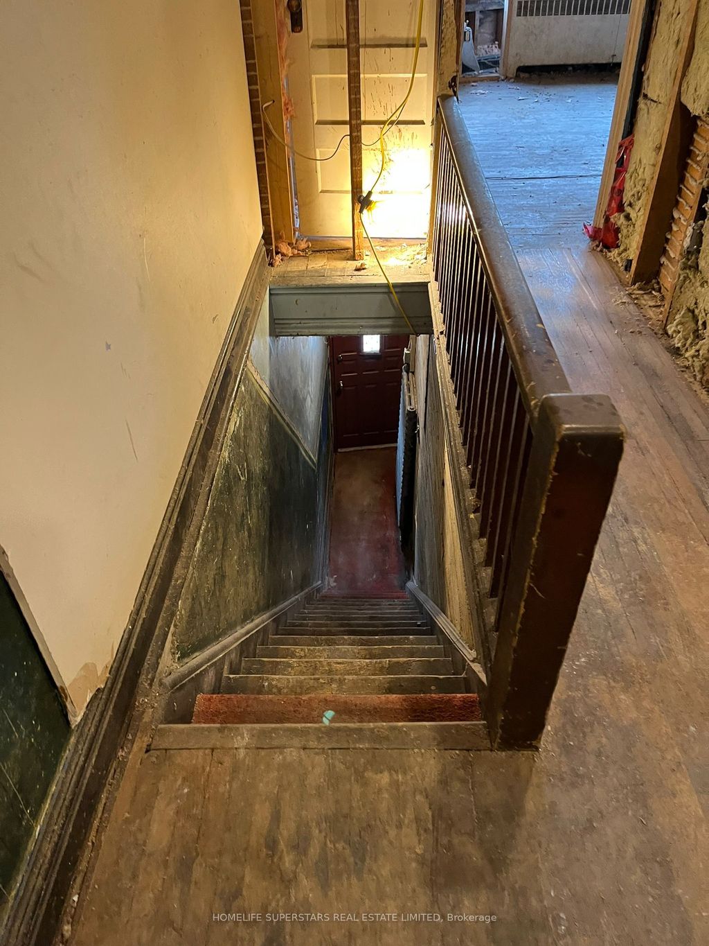 Photo of 2553 Dundas Street W, Toronto, ON M6P 1X6 (MLS # W12413759)
