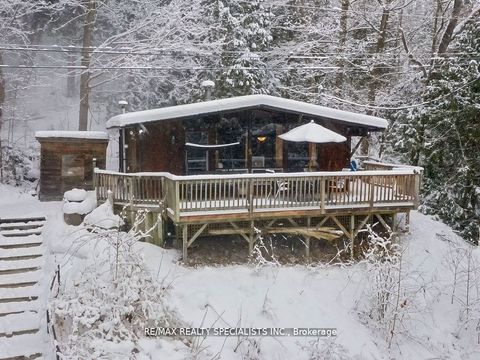 Property photo of 11 talsi road, essa, ON l0l 1n0