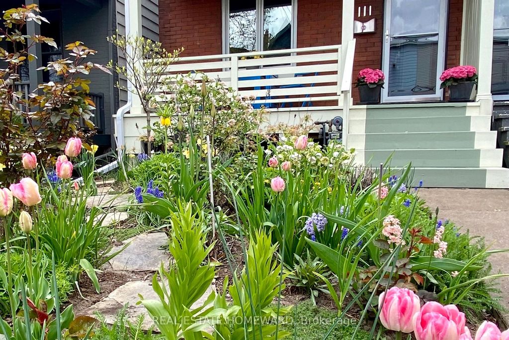 Photo of 111 Withrow Avenue, Toronto, ON M4K 1C8 (MLS # E12989228)