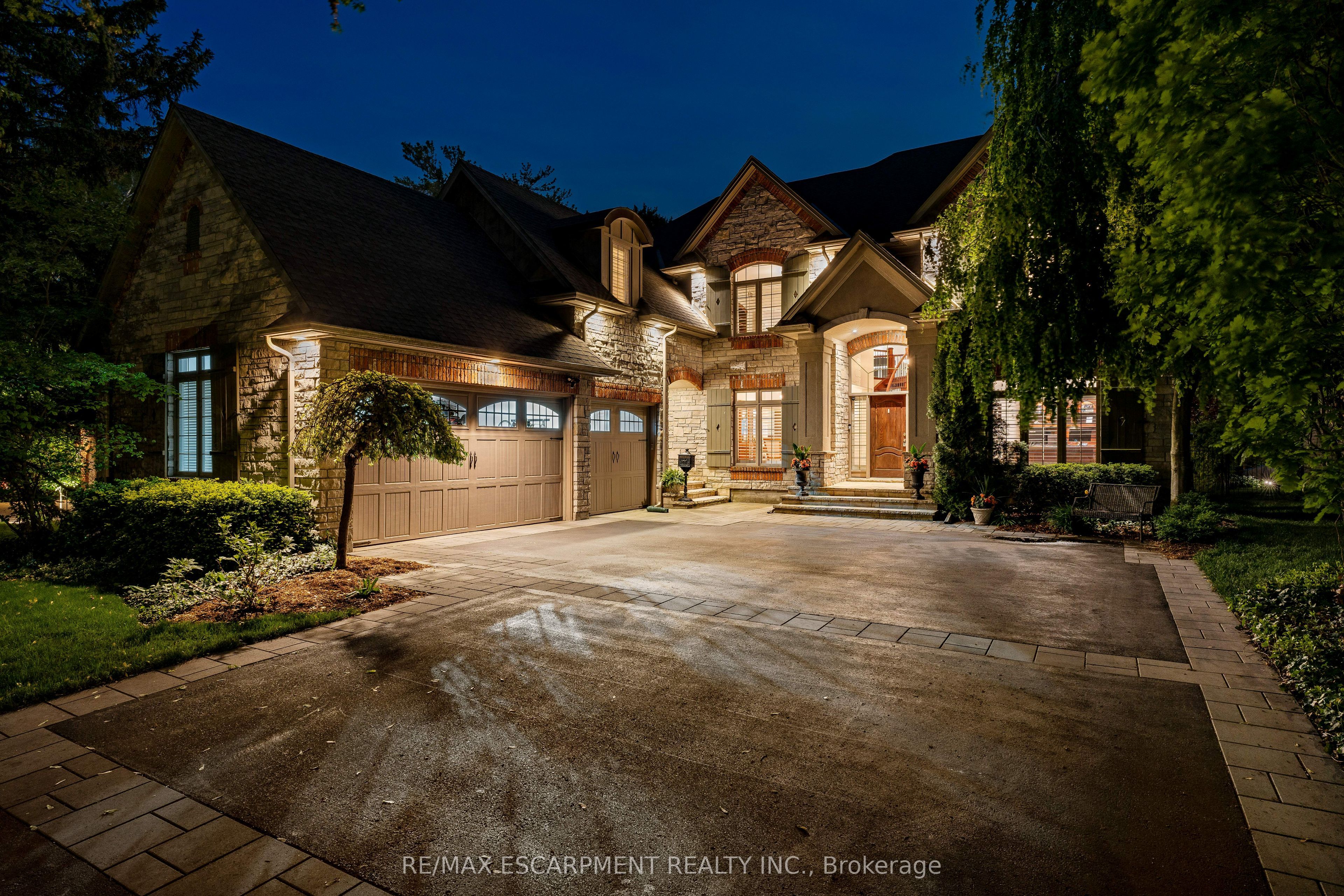 290 Shoreacres Road