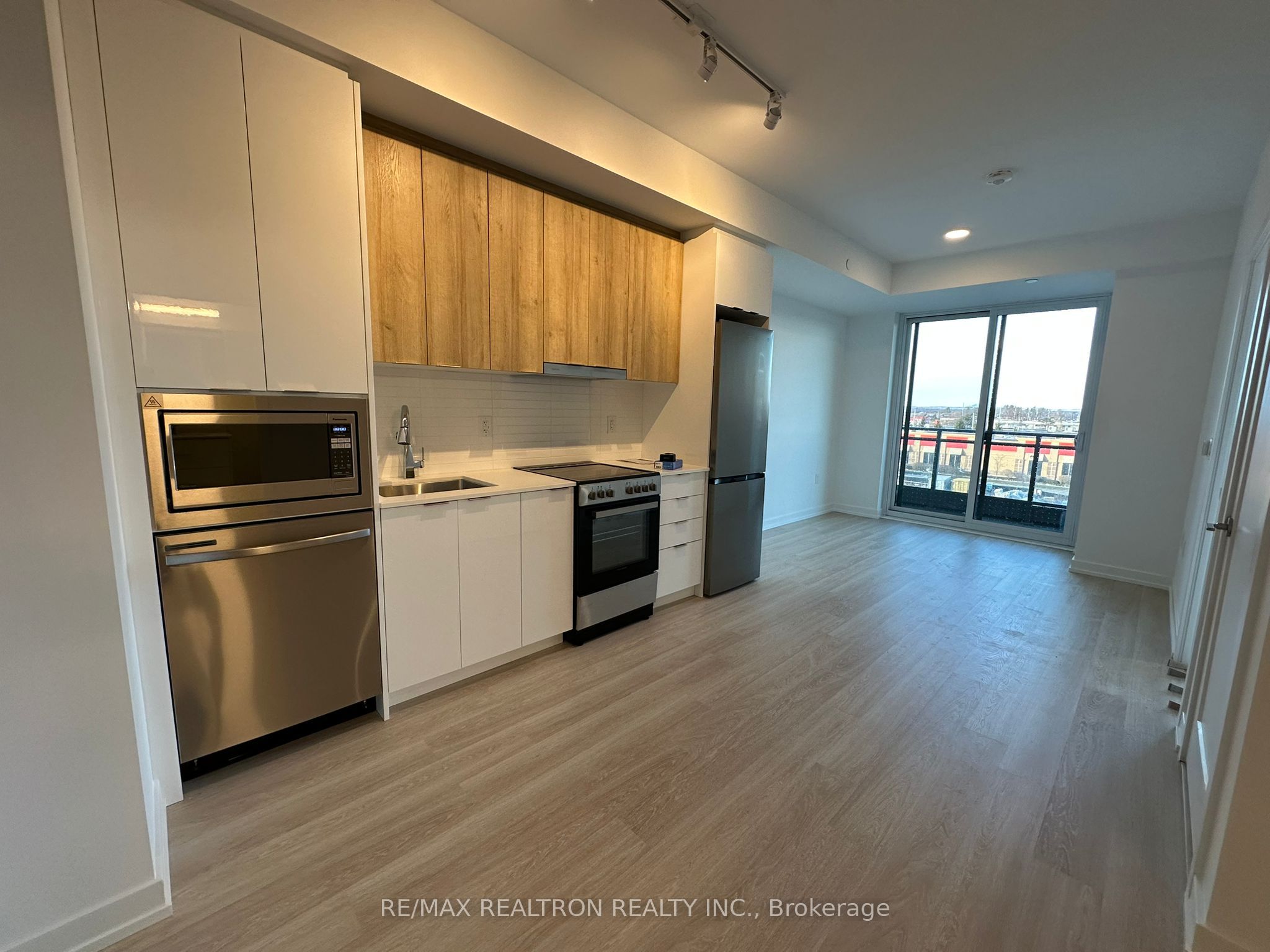 9751 Markham Road 512