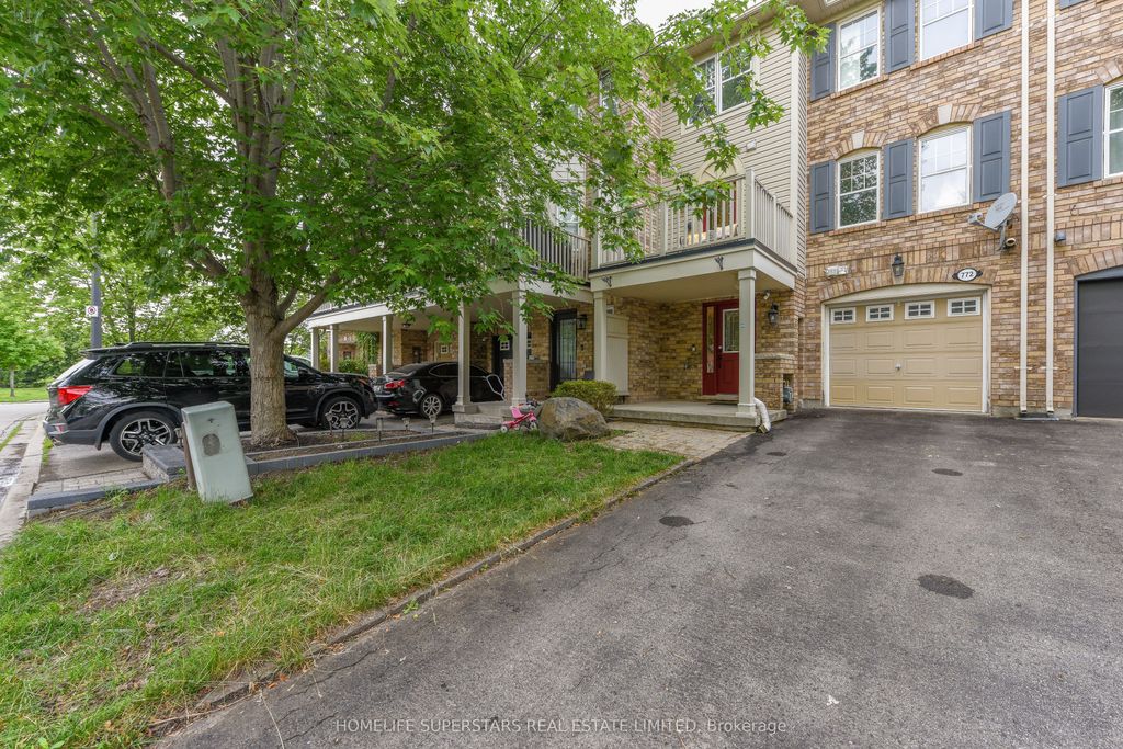 Photo of 772 Shortreed Crescent, Milton, ON L9T 0E8 (MLS # W13498400)